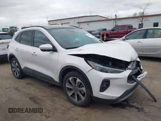 2024 Ford Escape Platinum with VIN 1FMCU9JA2RUA09782, listed as a IAAI auction lot 41077620 with Not Provided miles and . Bid and sale history available at carsss.com. Image 1.