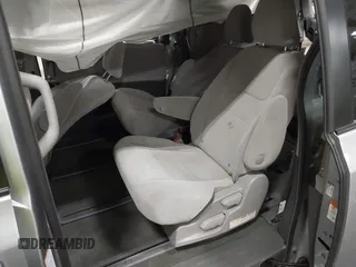 2017 Toyota Sienna LE with VIN 5TDJZ3DC9HS185755, listed as a IAAI auction lot 41838859 with 42,992 mi miles. Bid and sale history available at carsss.com. Image 8.