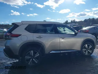 2022 Nissan Rogue Platinum with VIN JN8BT3DD6NW275718, listed as a IAAI auction lot 41675565 with 37,648 mi miles and . Bid and sale history available at DreamBid. Image 13.