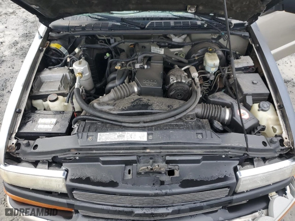 2000 Chevrolet S-10 LS with VIN 1GCCS1447Y8109286, listed as a Copart auction lot 87092494 with 167,214 mi miles and Salvage Title. Bid and sale history available at carsss.com. Image 12.