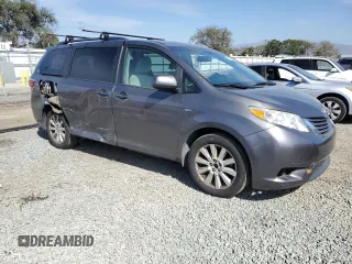 2017 Toyota Sienna LE with VIN 5TDJZ3DC0HS162025, listed as a Copart auction lot 47014305 with 192,528 mi miles and Salvage Title. Bid and sale history available at carsss.com. Image 4.