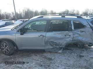 2020 Subaru Forester Limited with VIN JF2SKASC5LH429433, listed as a IAAI auction lot 41405014 with 70,470 mi miles. Bid and sale history available at carsss.com. Image 13.