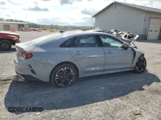 2022 Kia K5 GT-Line z VIN 5XXG64J22NG118741, wystawiony jako Copart lot #57244305 z przebiegiem Nie podano mil oraz Szkoda całkowita • Salvage title. Historia ofert i sprzedaży dostępna na DreamBid. Obrazek 3.