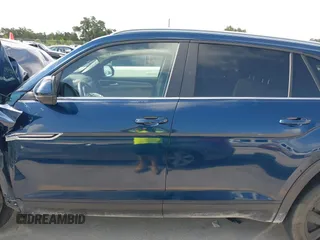 2021 Volkswagen Atlas SE z VIN 1V2WC2CA4MC232301, wystawiony jako IAAI lot #42538962 z przebiegiem Nie podano mil oraz . Historia ofert i sprzedaży dostępna na DreamBid. Obrazek 15.