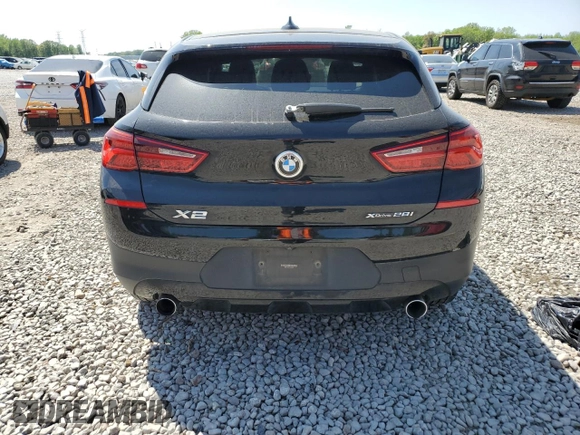 2018 BMW X2 xDrive28i z VIN WBXYJ5C38JEF69739, wystawiony jako Copart lot #53536005 z przebiegiem 109 643 mil mil oraz Szkoda całkowita • Salvage title. Historia ofert i sprzedaży dostępna na DreamBid. Obrazek 6.