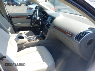 2011 Audi Q7 Premium Plus with VIN WA1LMAFEXBD000426, listed as a IAAI auction lot 42453652 with 190,162 mi miles and . Bid and sale history available at DreamBid. Image 5.