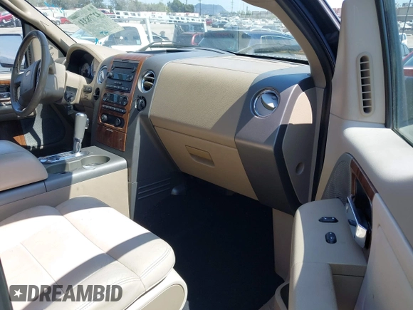 2004 Ford F-150 XLT with VIN 1FTPW12514KD11118, listed as a IAAI auction lot 42778331 with 182,986 mi miles and . Bid and sale history available at DreamBid. Image 5.