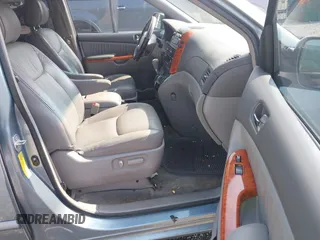 2008 Toyota Sienna XLE with VIN 5TDZK22C28S203081, listed as a IAAI auction lot 41949837 with 163,549 mi miles and . Bid and sale history available at DreamBid. Image 5.