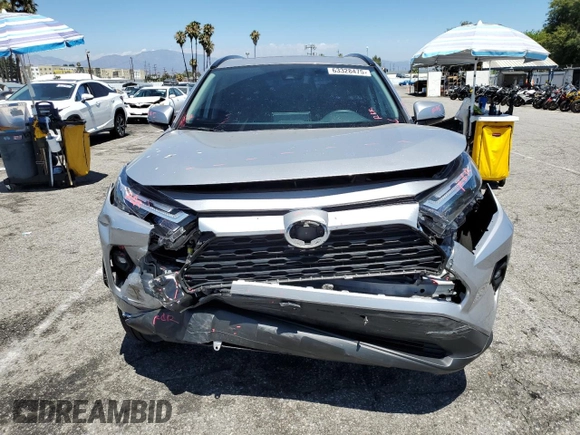 2024 Toyota RAV4 XLE Premium z VIN 2T3C1RFV8RC263882, wystawiony jako Copart lot #63328475 z przebiegiem 11 788 mil mil oraz Szkoda całkowita • Salvage title. Historia ofert i sprzedaży dostępna na DreamBid. Obrazek 5.