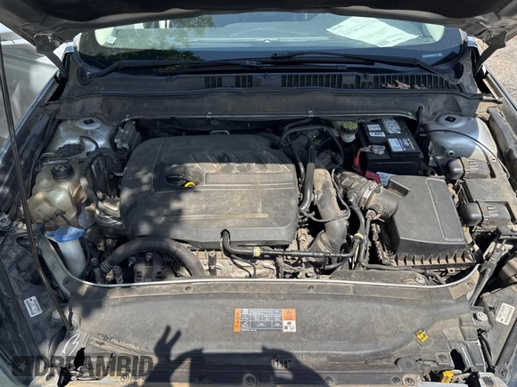 2014 Ford Fusion SE with VIN 3FA6P0HD3ER259110, listed as a Copart auction lot 55998455 with 270,539 mi miles and Clean Title. Bid and sale history available at DreamBid. Image 7.