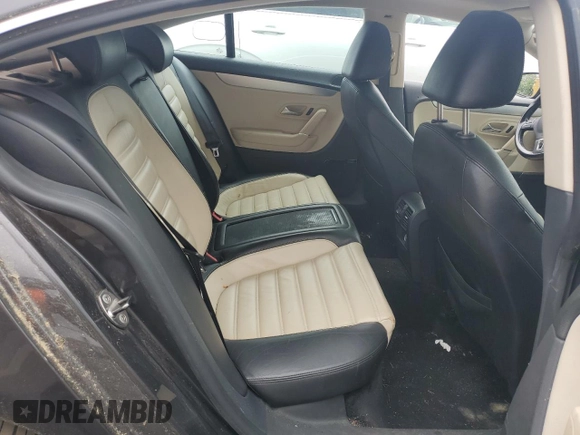 2010 Volkswagen CC Luxury z VIN WVWHL7AN7AE526188, wystawiony jako Copart lot #59014795 z przebiegiem 130 981 mil mil oraz Czysty tytuł • Clean title. Historia ofert i sprzedaży dostępna na DreamBid. Obrazek 10.