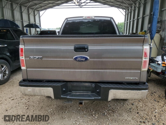 2014 Ford F-150 XL с VIN 1FTMF1EM8EFA25671, выставлен на аукционе Copart как лот 58941145 с пробегом 183 542 миль миль и Списание • Salvage title. История ставок и продаж доступна на DreamBid. Изображение 6.