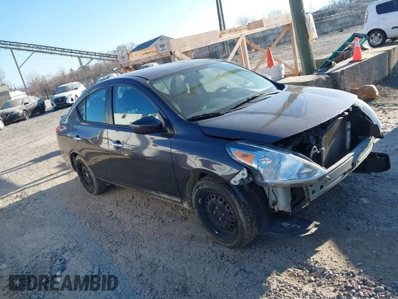 2015 Nissan Versa SV with VIN 3N1CN7APXFL907646, listed as a IAAI auction lot 41744751 with 82,843 mi miles. Bid and sale history available at carsss.com. Image 1.