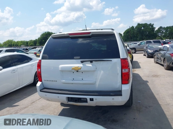 2013 Chevrolet Suburban LT with VIN 1GNSCJE08DR102735, listed as a IAAI auction lot 42228063 with 101,671 mi miles and . Bid and sale history available at DreamBid. Image 17.