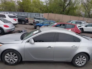 2013 Buick Regal Premium 1 z VIN 2G4GS5ER3D9167344, wystawiony jako IAAI lot #42097418 z przebiegiem 95 452 mil mil oraz . Historia ofert i sprzedaży dostępna na DreamBid. Obrazek 14.