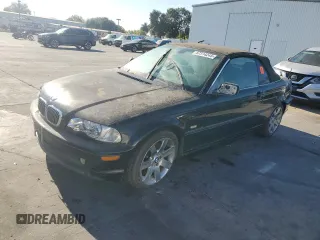 2003 BMW 3 Series 325Ci z VIN WBABS33483PG89509, wystawiony jako Copart lot #67314245 z przebiegiem 197 650 mil mil oraz Czysty tytuł • Clean title. Historia ofert i sprzedaży dostępna na DreamBid. Obrazek 1.
