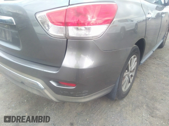 2016 Nissan Pathfinder Platinum with VIN 5N1AR2MNXGC625831, listed as a IAAI auction lot 42257421 with 162,803 mi miles and . Bid and sale history available at DreamBid. Image 18.