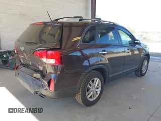 2014 Kia Sorento LX with VIN 5XYKT4A61EG435606, listed as a IAAI auction lot 42075423 with 112,474 mi miles and . Bid and sale history available at DreamBid. Image 4.