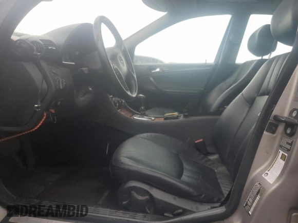2006 Mercedes-Benz C 280 Luxury z VIN WDBRF92H06F783404, wystawiony jako Copart lot #63279275 z przebiegiem 212 832 mil mil oraz Szkoda całkowita • Salvage title. Historia ofert i sprzedaży dostępna na DreamBid. Obrazek 7.