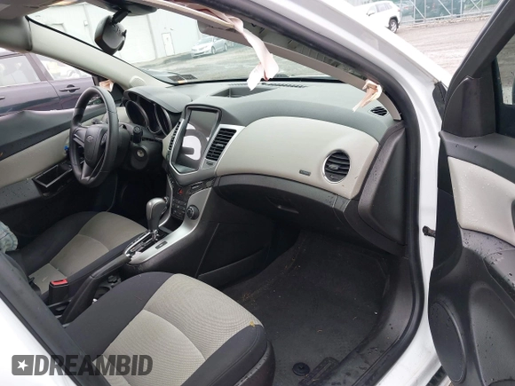 2014 Chevrolet Cruze LS with VIN 1G1PA5SG7E7218513, listed as a IAAI auction lot 42265356 with 50,771 mi miles and . Bid and sale history available at DreamBid. Image 5.