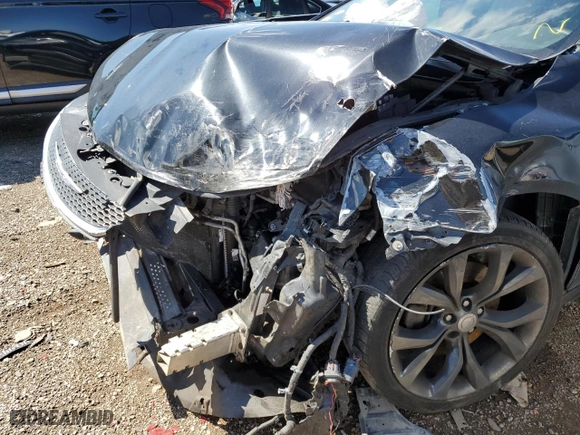 2015 Chrysler 200 C with VIN 1C3CCCEG6FN540240, listed as a Copart auction lot 57200622 with 0 mi miles and Salvage Title. Bid and sale history available at carsss.com. Image 9.