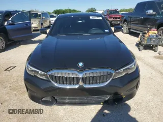 2021 BMW 3 Series 330i xDrive with VIN WBA5R7C02MFK43728, listed as a Copart auction lot 49215604 with 25,903 mi miles. Bid and sale history available at carsss.com. Image 5.