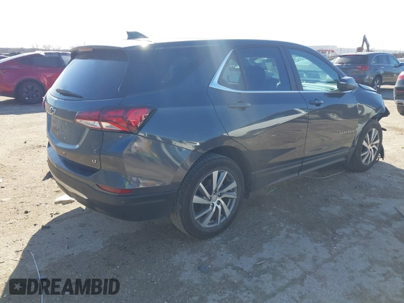2022 Chevrolet Equinox LT with VIN 3GNAXKEVXNS227834, listed as a IAAI auction lot 41773035 with 42,738 mi miles. Bid and sale history available at carsss.com. Image 4.