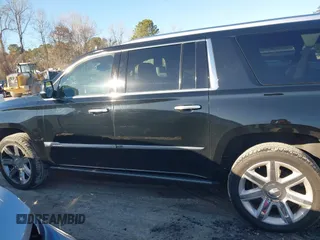 2016 Cadillac Escalade ESV Premium Collection z VIN 1GYS4JKJ5GR318883, wystawiony jako IAAI lot #41452493 z przebiegiem 194 058 mil mil oraz . Historia ofert i sprzedaży dostępna na DreamBid. Obrazek 14.