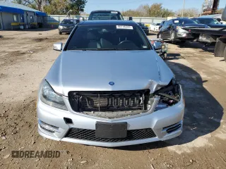 2013 Mercedes-Benz C 300 Sport with VIN WDDGF8AB9DA756931, listed as a Copart auction lot 80746344 with 86,982 mi miles and Salvage title. Bid and sale history available at DreamBid. Image 5.