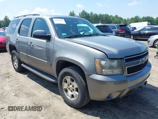 2008 Chevrolet Tahoe LTZ with VIN 1GNFK130X8R183184, listed as a IAAI auction lot 42696024 with 138,988 mi miles and . Bid and sale history available at DreamBid. Image 1.