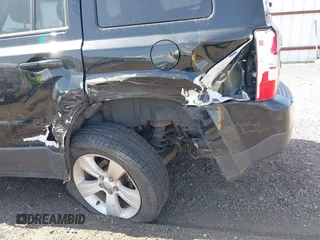 2016 Jeep Patriot High Altitude with VIN 1C4NJRFB5GD718548, listed as a IAAI auction lot 42162649 with 122,235 mi miles and . Bid and sale history available at carsss.com. Image 6.