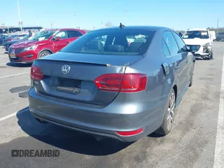 2014 Volkswagen Jetta GLI с VIN 3VW4T7AJ6EM360187, выставлен на аукционе IAAI как лот 41932099 с пробегом 71 647 миль миль и . История ставок и продаж доступна на DreamBid. Изображение 4.