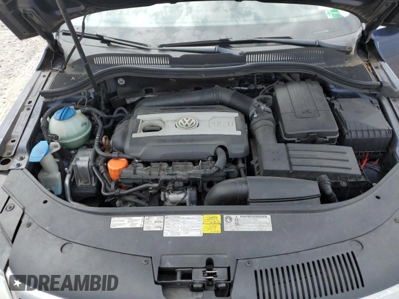 2013 Volkswagen CC R-Line with VIN WVWBP7AN8DE501881, listed as a Copart auction lot 68364054 with 101,546 mi miles and Clean Title. Bid and sale history available at carsss.com. Image 11.