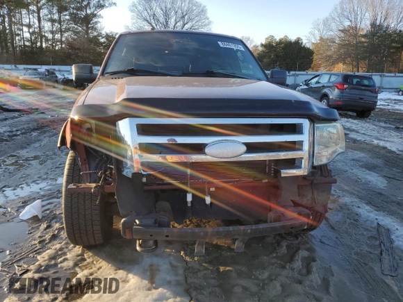 2007 Ford Expedition Max Eddie Bauer with VIN 1FMFK18517LA84327, listed as a Copart auction lot 88461355 with 171,706 mi miles and Salvage Title. Bid and sale history available at DreamBid. Image 5.