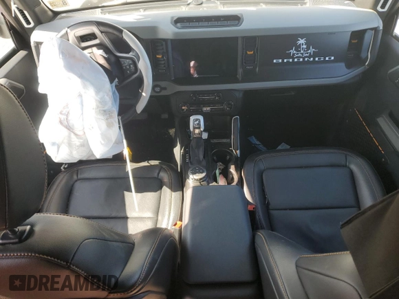 2023 Ford Bronco с VIN 1FMEE5DPXPLB63867, выставлен на аукционе Copart как лот 53782605 с пробегом 46 858 миль миль и Списание • Salvage title. История ставок и продаж доступна на DreamBid. Изображение 8.