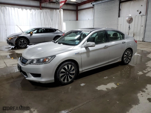 2014 Honda Accord Hybrid EX-L with VIN 1HGCR6F51EA009155, listed as a Copart auction lot 43316375 with 74,506 mi miles and Salvage Title. Bid and sale history available at carsss.com. Image 1.