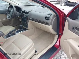 2008 Mercury Milan Premier with VIN 3MEHM08198R609067, listed as a IAAI auction lot 41385909 with 70,310 mi miles and . Bid and sale history available at DreamBid. Image 5.