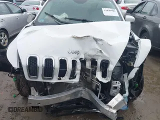 2017 Jeep Cherokee High Altitude z VIN 1C4PJMDS1HW659101, wystawiony jako IAAI lot #41849985 z przebiegiem 70 413 mil mil oraz . Historia ofert i sprzedaży dostępna na DreamBid. Obrazek 6.