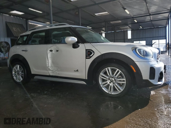 2024 MINI Countryman Cooper S with VIN WMZ83BR07R3S19526, listed as a Copart auction lot 42421825 with 26,026 mi miles and Clean Title. Bid and sale history available at carsss.com. Image 4.