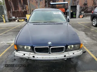 1998 BMW 7 Series 740il with VIN WBAGJ8321WDM23045, listed as a Copart auction lot 87018324 with 43,906 mi miles and Salvage Title. Bid and sale history available at carsss.com. Image 5.