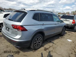 2019 Volkswagen Tiguan SE with VIN 3VV2B7AX9KM121005, listed as a Copart auction lot 50185215 with 60,192 mi miles and Salvage Title. Bid and sale history available at DreamBid. Image 3.