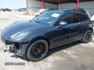 2018 Porsche Macan GTS z VIN WP1AG2A54JLB62881, wystawiony jako IAAI lot #42027419 z przebiegiem 91 876 mil mil oraz . Historia ofert i sprzedaży dostępna na DreamBid. Obrazek 20.