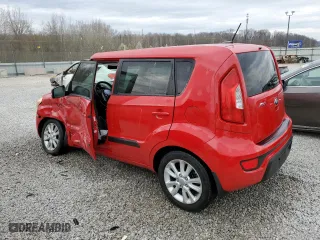 2013 Kia Soul + with VIN KNDJT2A61D7619309, listed as a Copart auction lot 49790635 with 47,551 mi miles and Non Repairable. Bid and sale history available at carsss.com. Image 2.