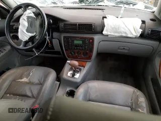 2002 Volkswagen Passat с VIN WVWVH63B52E198207, выставлен на аукционе Copart как лот 82604514 с пробегом Не указан миль и Чистый • Clean title. История ставок и продаж доступна на DreamBid. Изображение 8.