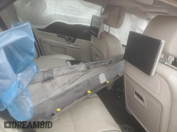 2014 Jaguar XJ with VIN SAJWA2GTXEMV62573, listed as a Copart auction lot 44791745 with Not Provided miles and Salvage Title. Bid and sale history available at DreamBid. Image 10.