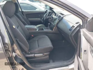 2015 Mazda CX-9 Sport с VIN JM3TB2BA8F0458250, выставлен на аукционе IAAI как лот 42631908 с пробегом 148 284 миль миль и . История ставок и продаж доступна на DreamBid. Изображение 5.