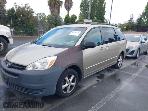 2004 Toyota Sienna CE with VIN 5TDZA23C14S101329, listed as a IAAI auction lot 42248935 with 208,644 mi miles and . Bid and sale history available at DreamBid. Image 6.