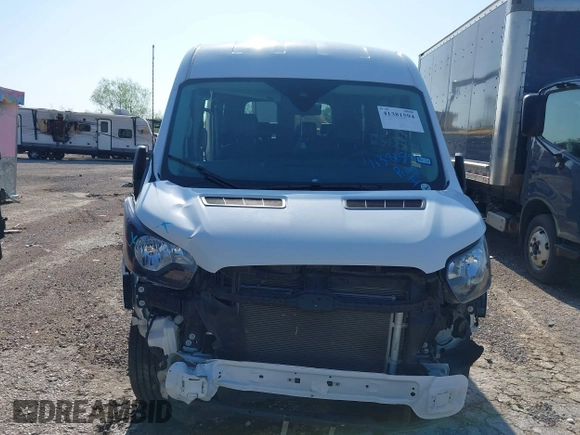 2024 Ford Transit Passenger XL with VIN 1FBAX2C89PKB52360, listed as a IAAI auction lot 41381594 with 43,067 mi miles and . Bid and sale history available at DreamBid. Image 12.