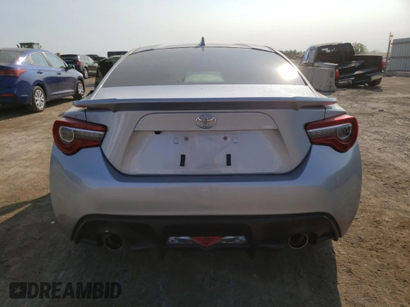 2017 Toyota 86 with VIN JF1ZNAA13H8702290, listed as a Copart auction lot 71258464 with 15,696 mi miles and Salvage Title. Bid and sale history available at carsss.com. Image 6.
