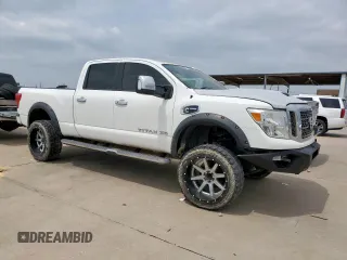2016 Nissan Titan Platinum Reserve с VIN 1N6BA1F21GN513109, выставлен на аукционе Copart как лот 56116825 с пробегом 94 263 миль миль и Чистый • Clean title. История ставок и продаж доступна на DreamBid. Изображение 4.